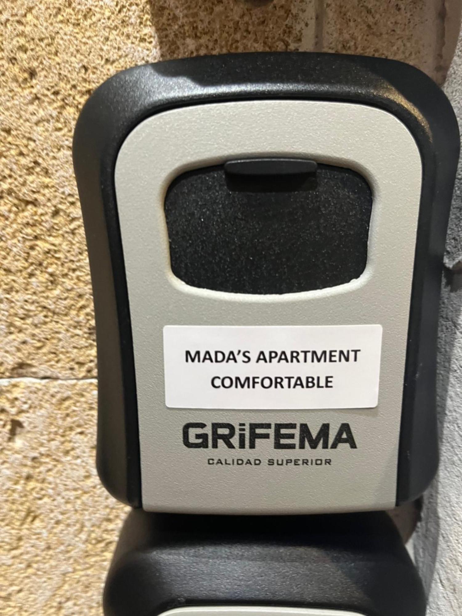 Mada'S Apartment Comfort Bari Luaran gambar
